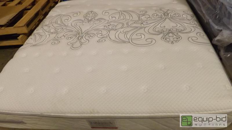 lot 192 image: POSTUREPEDIC HYBRID FOCUS- KING SIZE