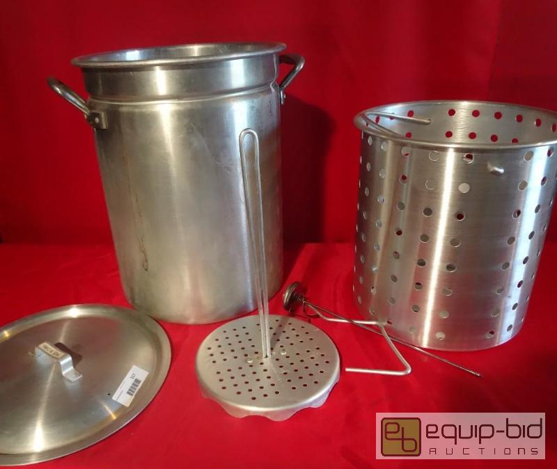 lot 117 image: Turkey Fryer