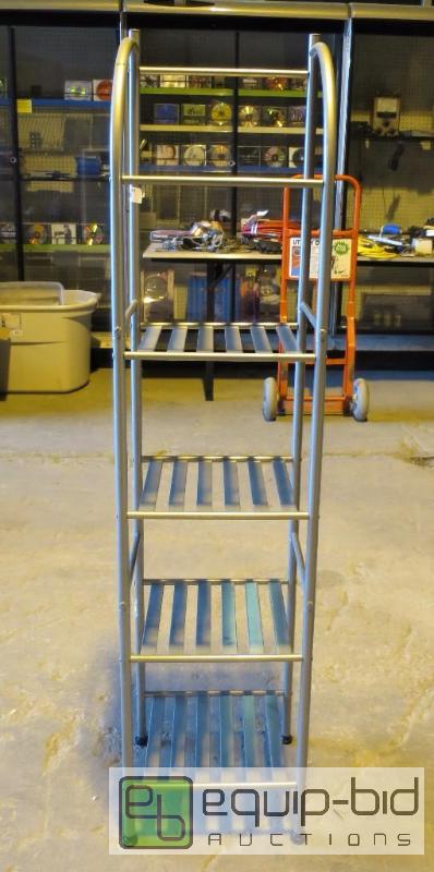lot 213 image: Iron shelve system