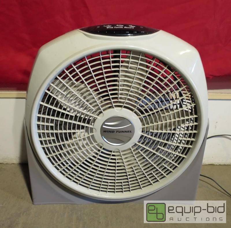 lot 237 image: Floor Fan