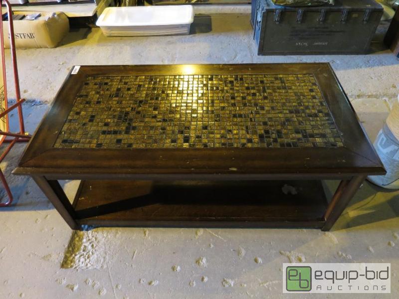 lot 309 image: Tile Top Table