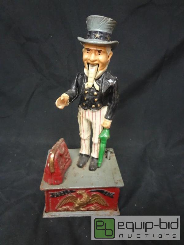 lot 516 image: Cast Iron Uncle Sam Bank