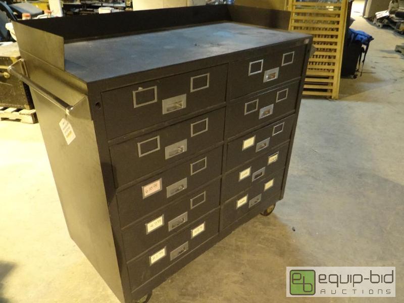 lot 6021 image: Heavy Duty 10 Drawer Mechanics Storage Box on Casters