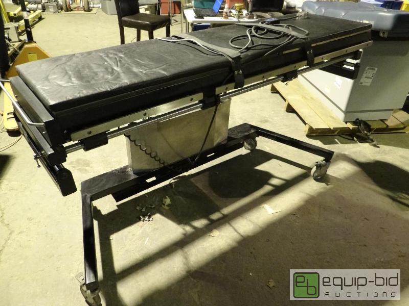 lot 6022 image: Power portable pain management table