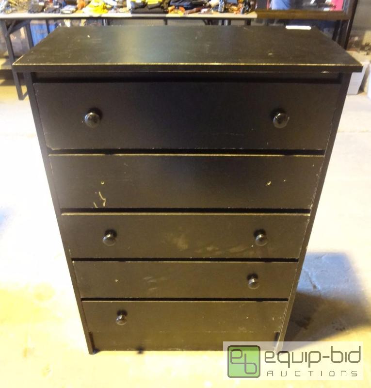 lot 641 image: Dresser for Refurb