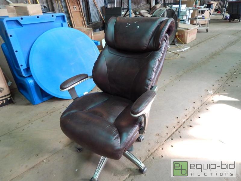 lot 3507 image: Lazy Boy Office Chair