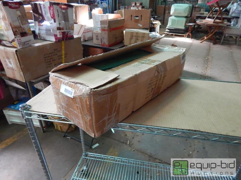 lot 3617 image: Case of Antistatic Table Mats