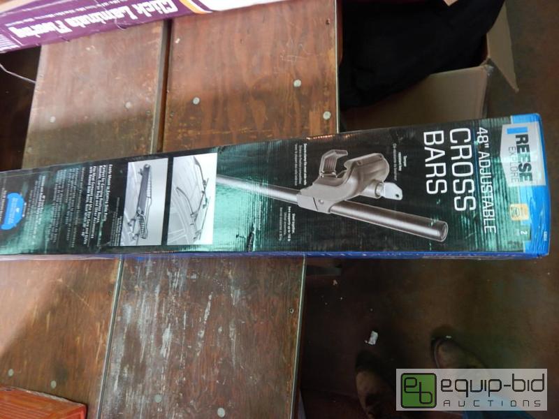 lot 3631 image: Reese Cross Roof Bars