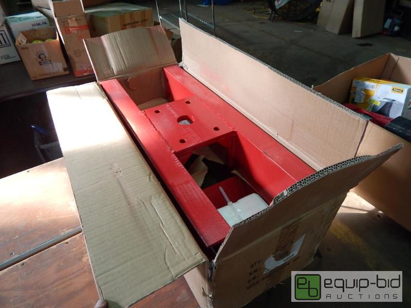 lot 3635 image: Frame Pieces For 30-Ton Shop Press