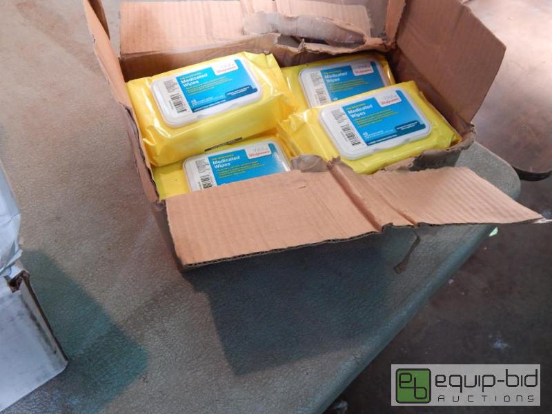 lot 3680 image: Lot of Medicated Wipes