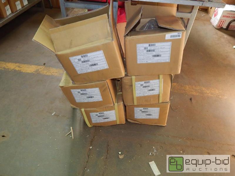 lot 3695 image: Large Lot of Lock Washers