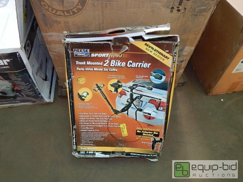 lot 3747 image: Reese Bike Carrier