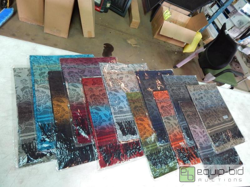 lot 3749 image: Lot of Quality Pashmina Shawls Assorted Colors