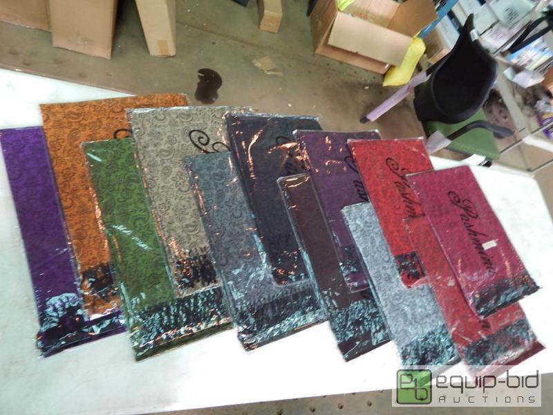 lot 3750 image: Lot of Quality Pashmina Shawls Assorted Colors
