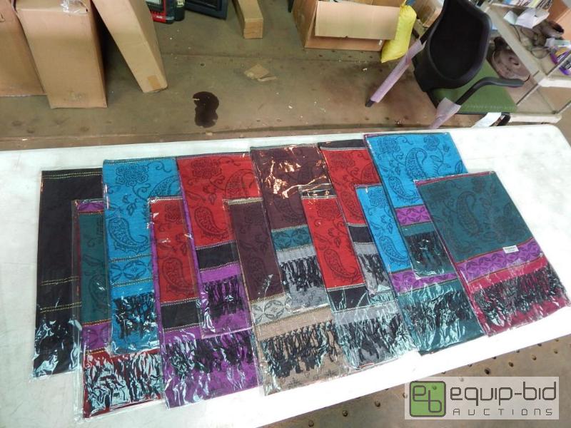 lot 3755 image: Lot of Quality Pashmina Shawls Assorted Colors