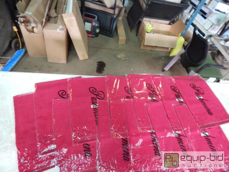 lot 3778 image: Lot of Quality Pashmina Shawls