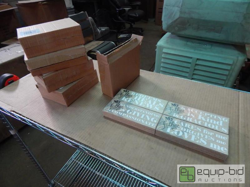 lot 3787 image: 5 Boxes of 4 Wall Art Signs