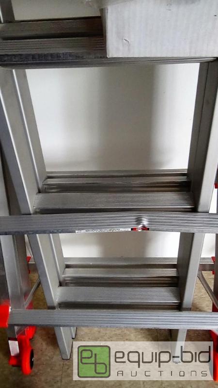lot 2727 image: Little Giant 10103 Model 22 Type 1A Aluminum Ladder