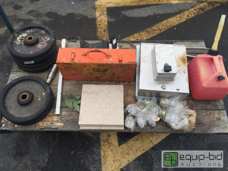 lot 1 image: Everything on top of the cart not including c...