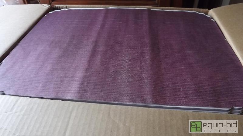 lot 1466 image: Case of tray mats 14x14 case of 1000...