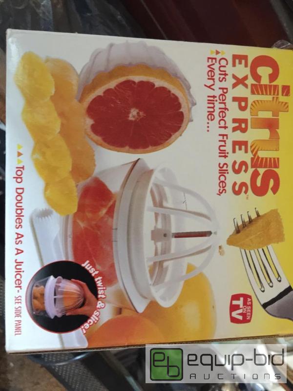 lot 31 image: Citrus express cuts perfect fruit slices ever...