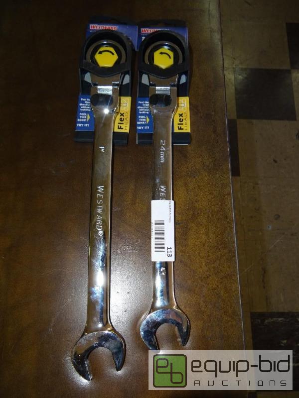 lot 113 image: New Westward ratcheting combination wrench. 1...