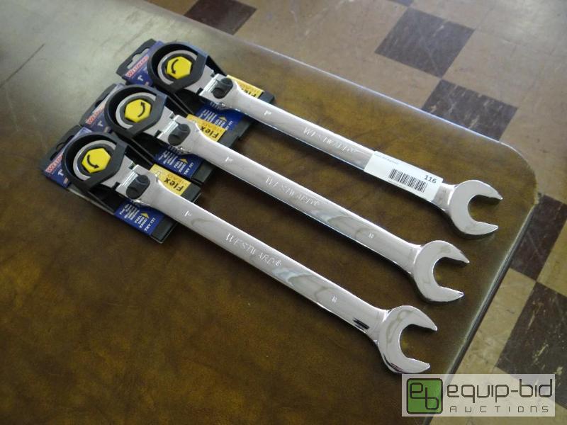lot 116 image: Lot of 3 new Westward ratcheting combination ...