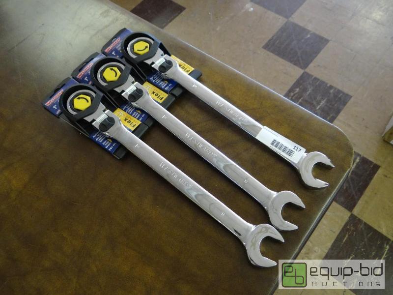 lot 117 image: Lot of 3 new Westward ratcheting combination ...