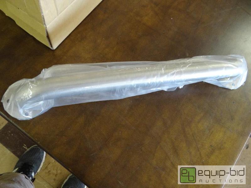 lot 135 image: Lot of 4 new ss grab bars.  21&quot long...