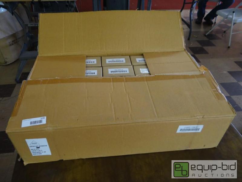 lot 179 image: Case of 1,000 new soft jam door stops....