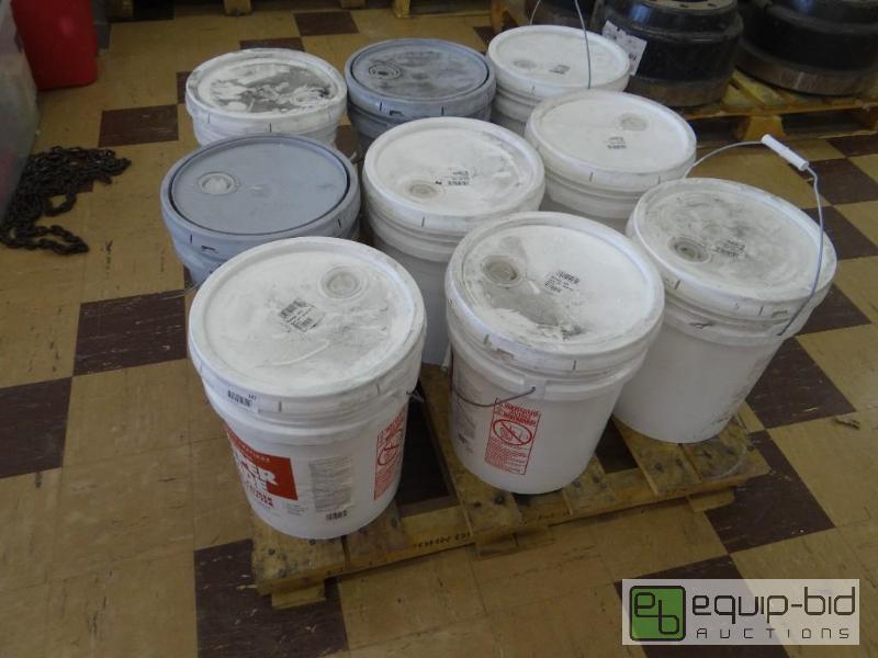 lot 181 image: Pallet of 9 buckets of various paint.  5 gall...
