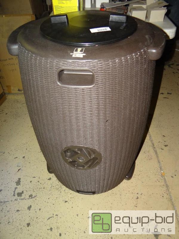 lot 212 image: Compost tumbler. Stand appears to be inside i...