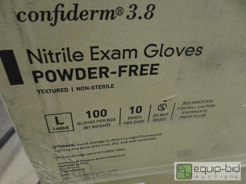 lot 242 image: Case of 10 boxes of confiderm 3.8 Nitrile exa...