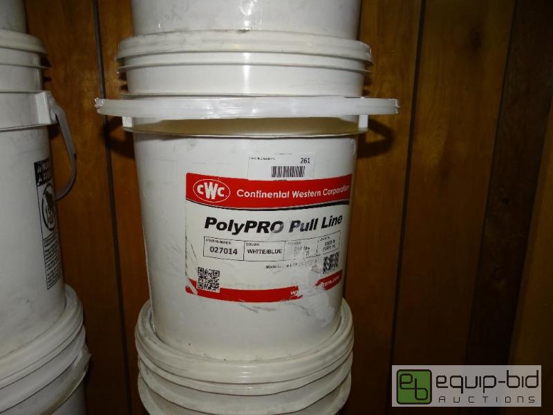 lot 261 image: Poly Pro pull line. whiteblue twine.  5 gall...