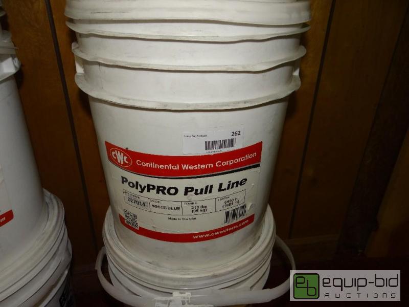 lot 262 image: Poly Pro pull line. whiteblue twine.  5 gall...