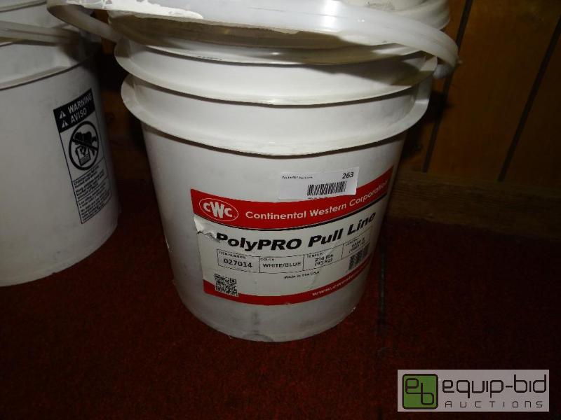 lot 263 image: Poly Pro pull line. whiteblue twine.  5 gall...