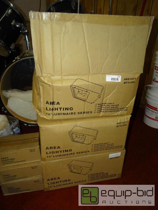 lot 272 image: Lot of 3 new in box 16&quot area lighting fi...