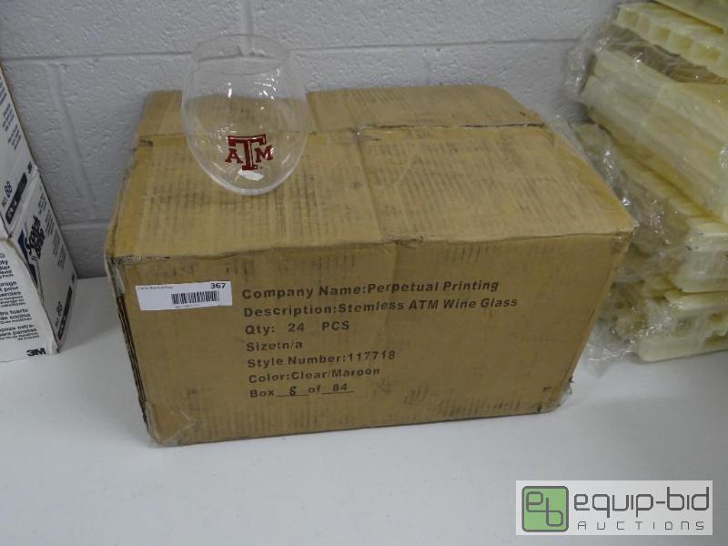 lot 367 image: Case of 24 new plastic cups....
