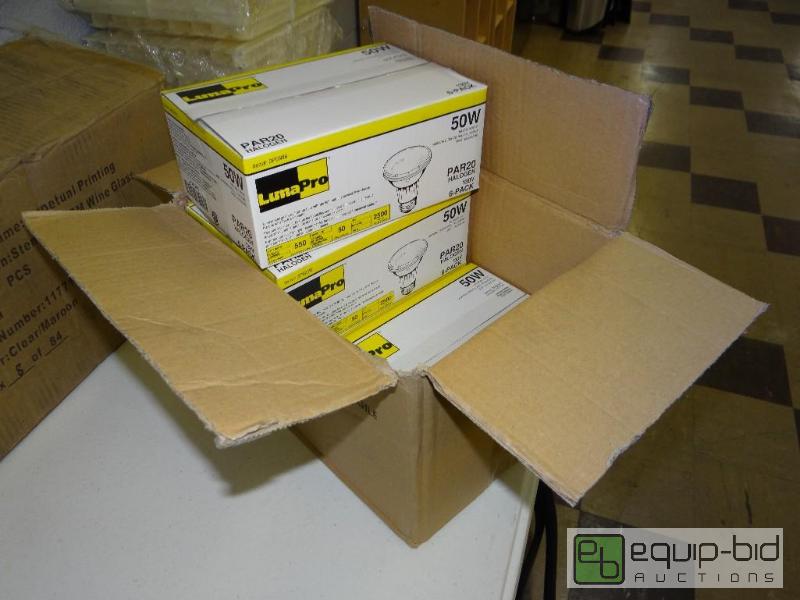 lot 368 image: Case of 24 halogen bulbs. 50 watt....