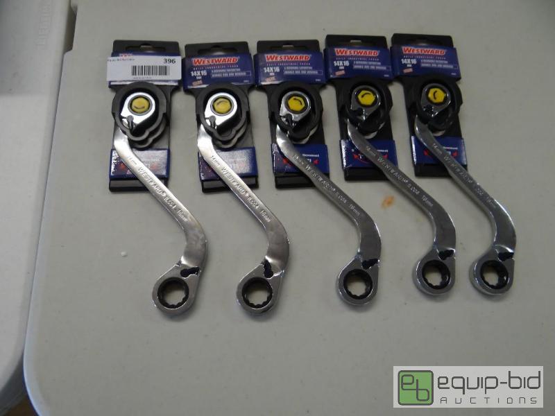 lot 396 image: Lot of 5 new 14 x 16 mm S reversible ratcheti...