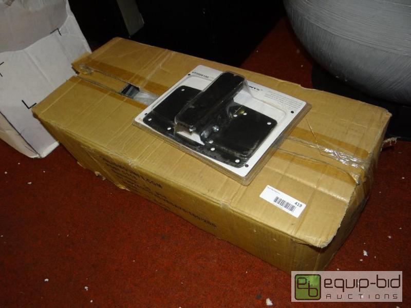 lot 419 image: Case of 10 new TV wall mounts....