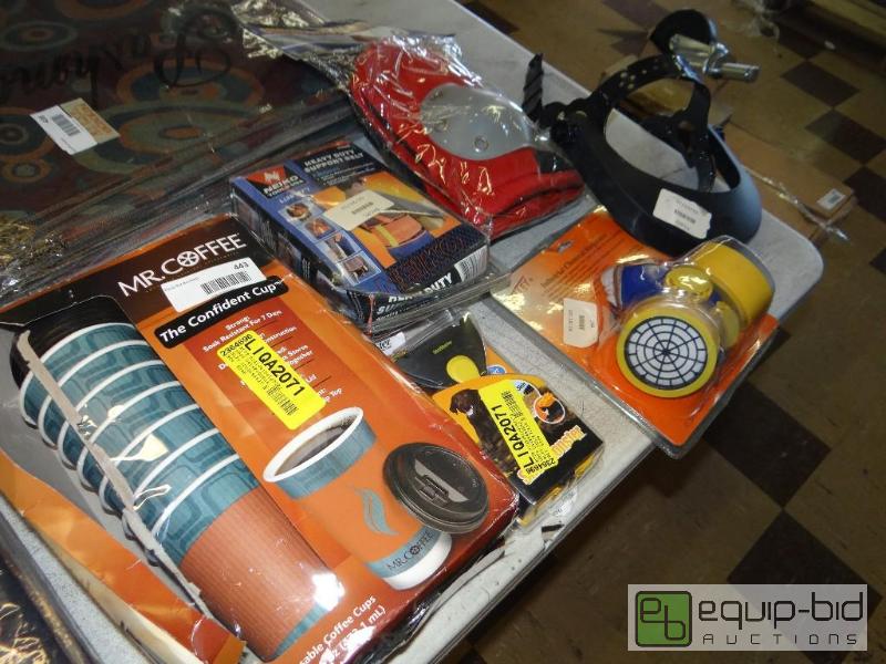 lot 443 image: Lot of household items....