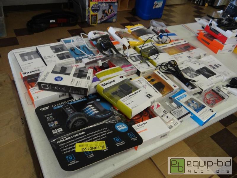 lot 452 image: Lot of approx. 35 chargers, cords.  Untested....