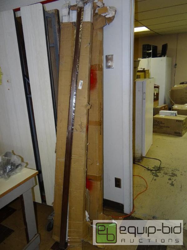lot 462 image: 2 cases of bamboo floor molding....