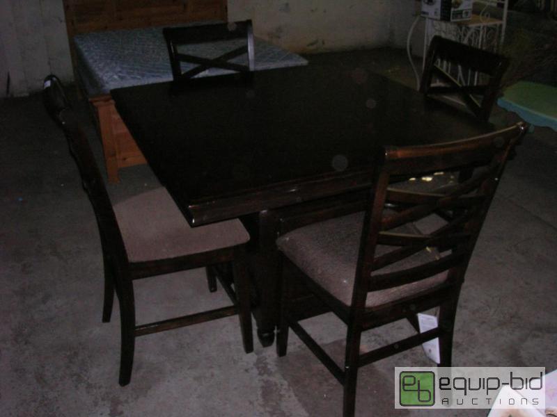 lot 621 image: Ashley Table w 4 Chairs Bar Height