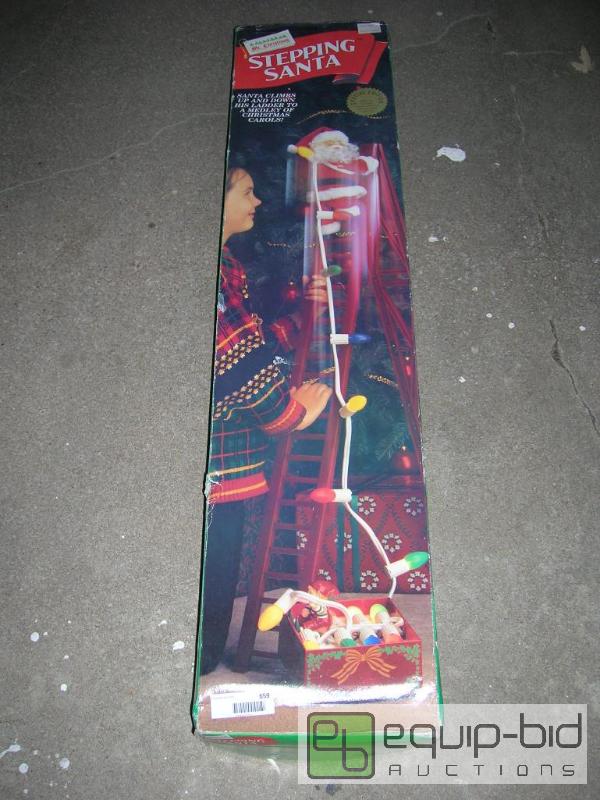 lot 659 image: Vintage Mr. Christmas Holiday Innovations Stepping Santa Special Edition