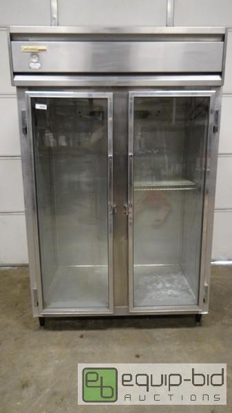 lot 251 image: Continental Refrigerator Glass Front Cooler
