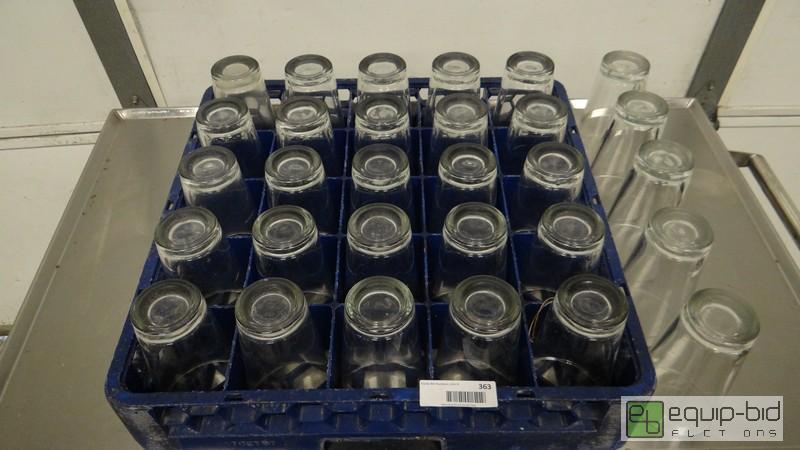 lot 363 image: Lot Of Clear Water Glasses