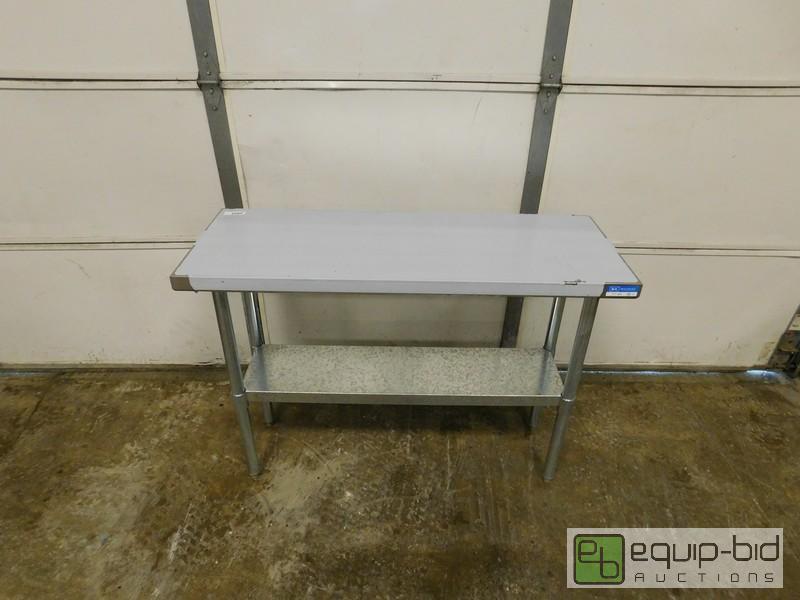 lot 433 image: New Scratch And Dent Stainless Steel Table With Undershelf