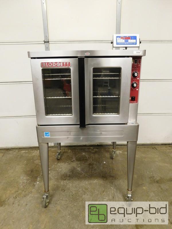 lot 456 image: Blodgett Single Convection Oven On Legs